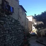 Tre Girasoli 아파트 *