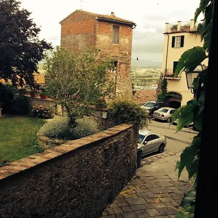 Tre Girasoli Apartment *