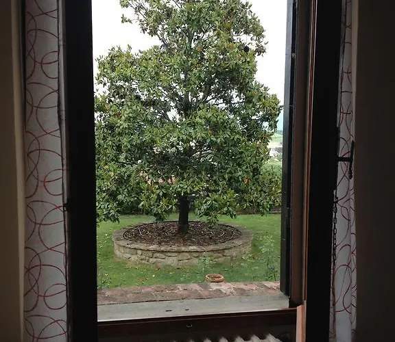 アパート Tre Girasoli モンテ・サン・サヴィーノ