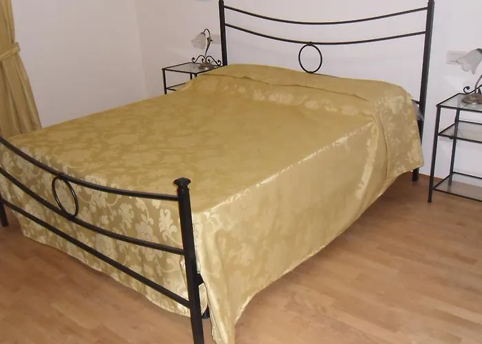 アパート Tre Girasoli