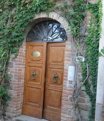 アパート Tre Girasoli モンテ・サン・サヴィーノ