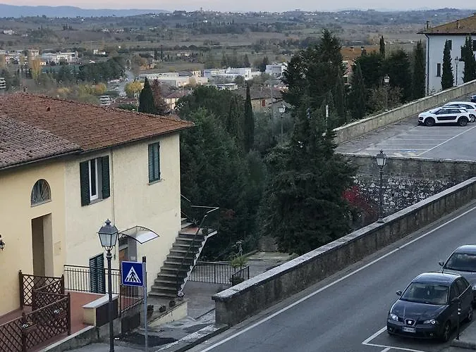 Tre Girasoli アパート モンテ・サン・サヴィーノ