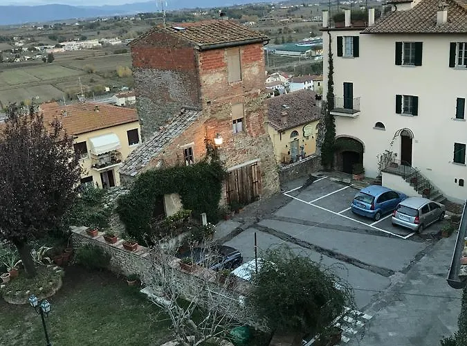 Tre Girasoli アパート